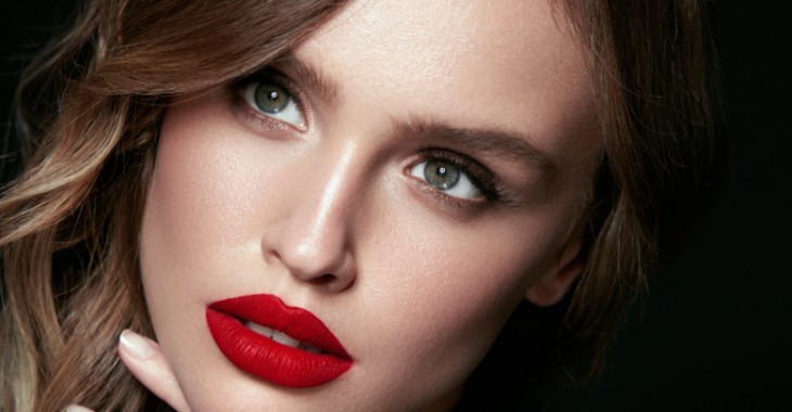 Klasyczny niezbędnik do pielęgnacji ust z Revers Cosmetics Klasyczny niezbędnik do pielęgnacji ust z Revers Cosmetics