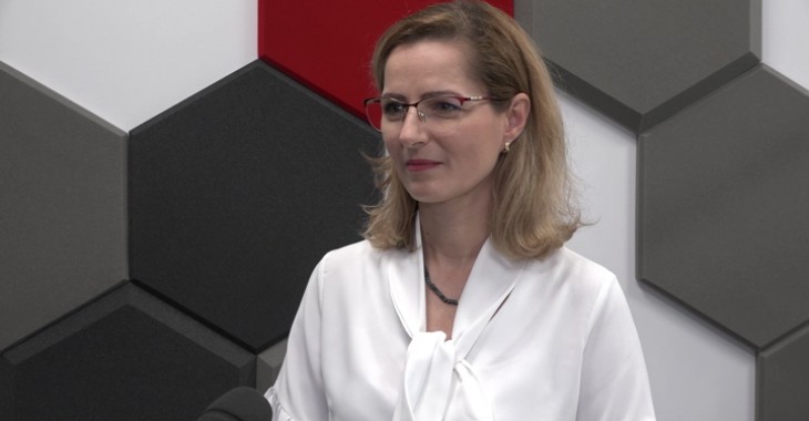 Pracownicy z Ukrainy mogą liczyć na coraz większe zarobki i benefity. Tylko 8 proc. z nich myśli o zamieszkaniu w Polsce na stałe Pracownicy z Ukrainy mogą liczyć na coraz większe zarobki i benefity. Tylko 8 proc. z nich myśli o zamieszkaniu w Polsce na stałe