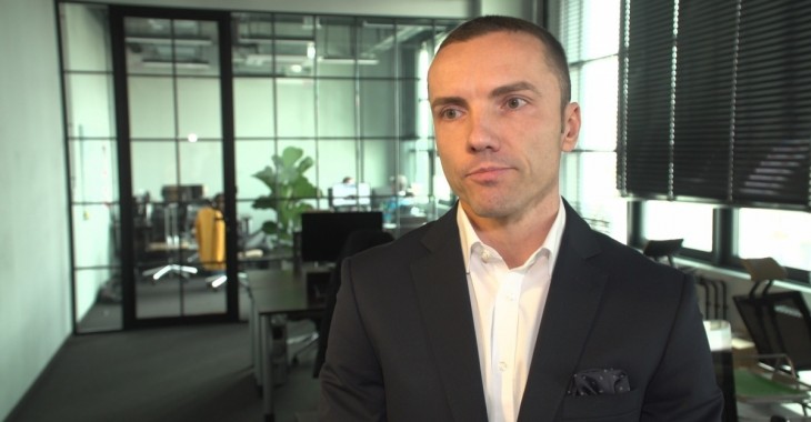 Praca zdalna to ogromne wyzwanie dla firm. Nieautoryzowane aplikacje i urządzenia mogą je narazić na milionowe straty