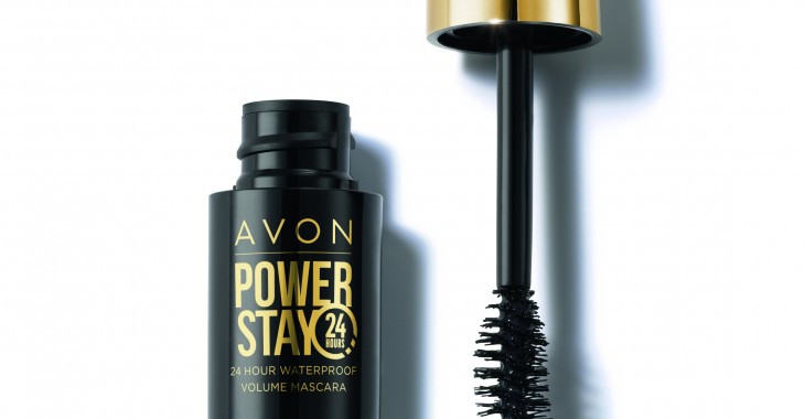 Makijaż zawsze na swoim miejscu – czyli supertrwały makeup z Avon Power Stay